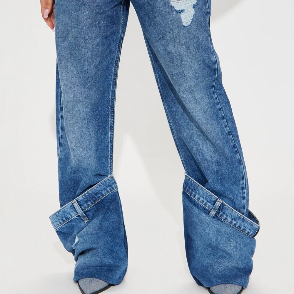 Fashion Nova Cuffed Straight Leg Jeans - Medium Wash (New w/ Tag)